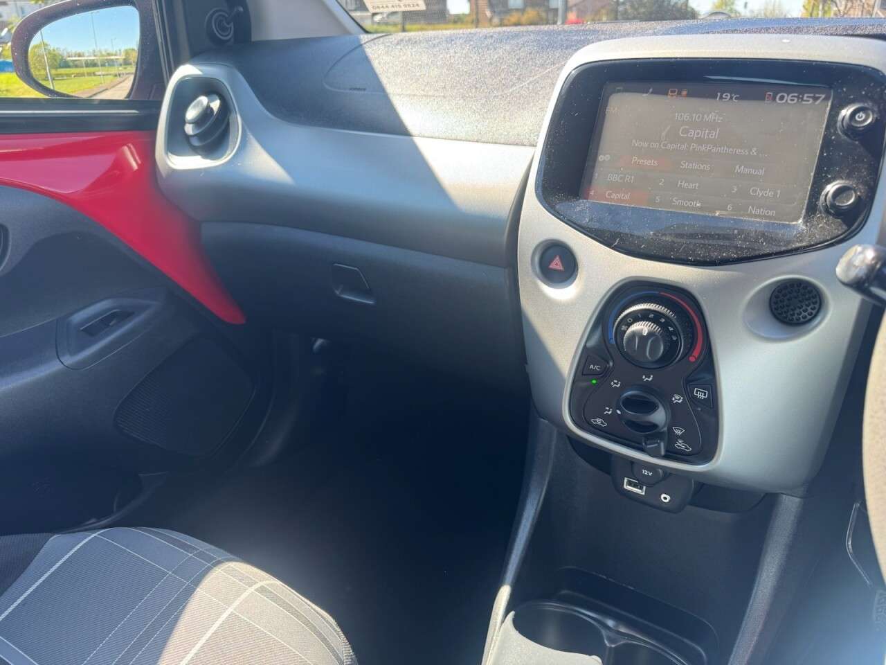 2017 PEUGEOT 108 2017 PEUGEOT 108
