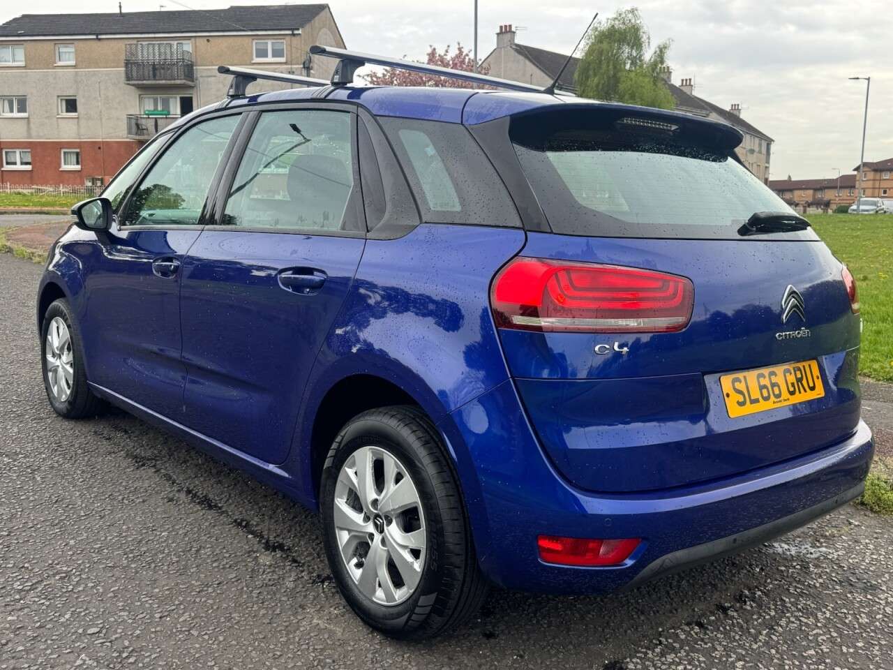 A 2016 CITROEN C4 PICASSO 1.6 BlueHDi Touch Edition MPV 5dr Diesel Manual Euro 6 (s/s) (100 ps) Part A 2016 CITROEN C4 PICASSO 1.6 BlueHDi Touch Edition MPV 5dr Diesel Manual Euro 6 (s/s) (100 ps) Part