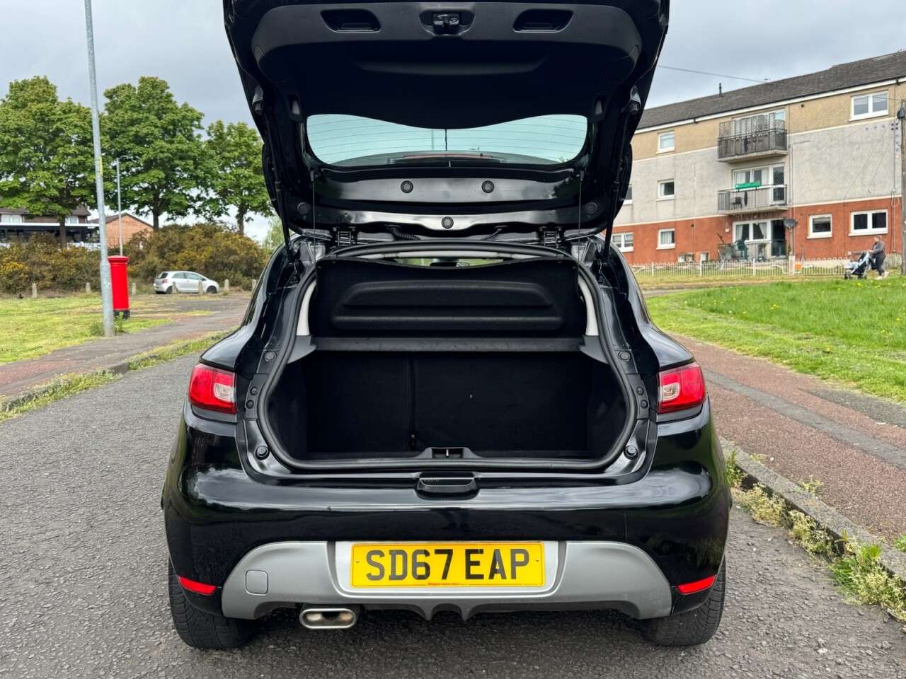 2017 RENAULT CLIO 2017 RENAULT CLIO