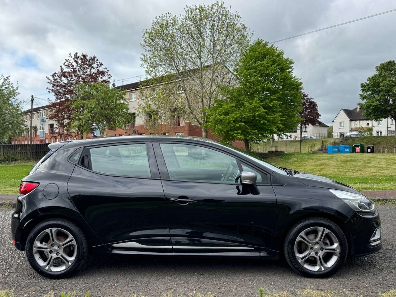 2017 RENAULT CLIO 2017 RENAULT CLIO