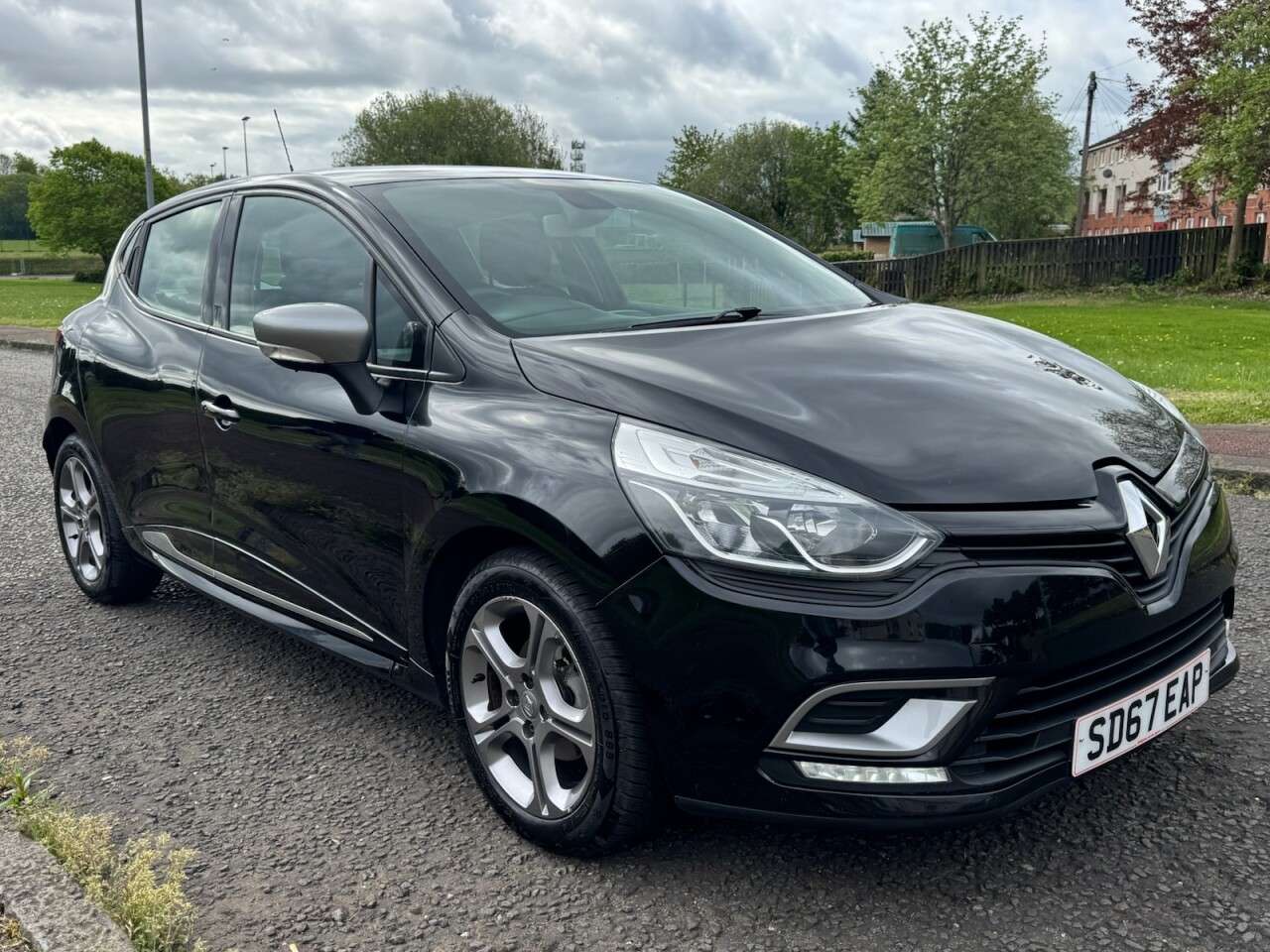 2017 RENAULT CLIO 2017 RENAULT CLIO