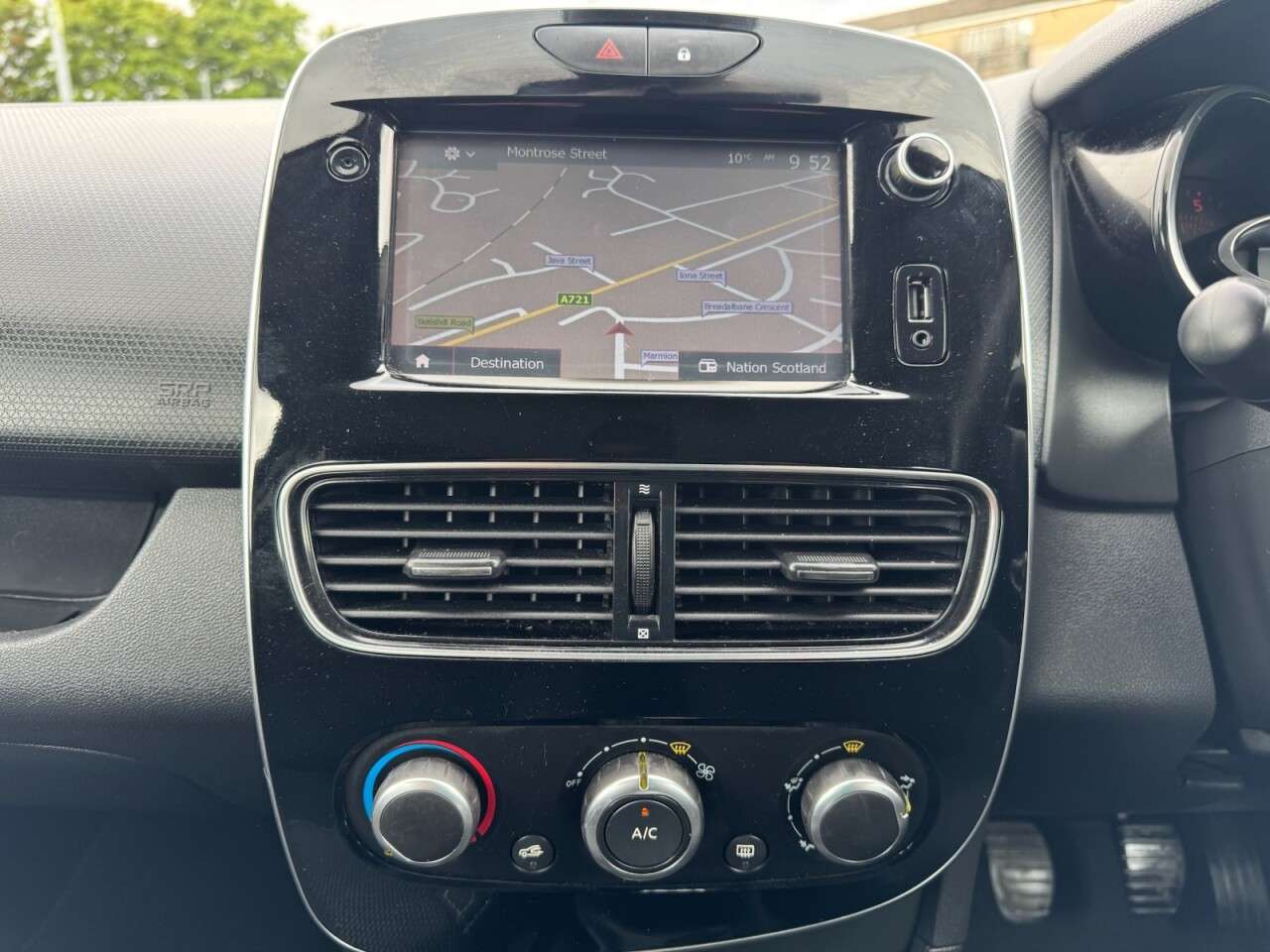 2017 RENAULT CLIO 2017 RENAULT CLIO