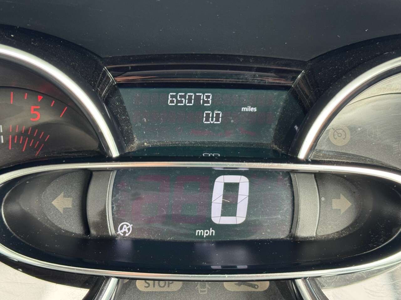 2017 RENAULT CLIO 2017 RENAULT CLIO