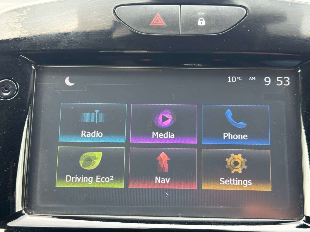 2017 RENAULT CLIO 2017 RENAULT CLIO