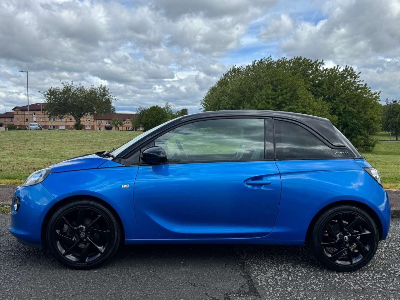 A 2017 VAUXHALL ADAM 1.2i ecoFLEX ENERGISED Hatchback 3dr Petrol Manual Euro 6 (s/s) (70 ps) Ide A 2017 VAUXHALL ADAM 1.2i ecoFLEX ENERGISED Hatchback 3dr Petrol Manual Euro 6 (s/s) (70 ps) Ide
