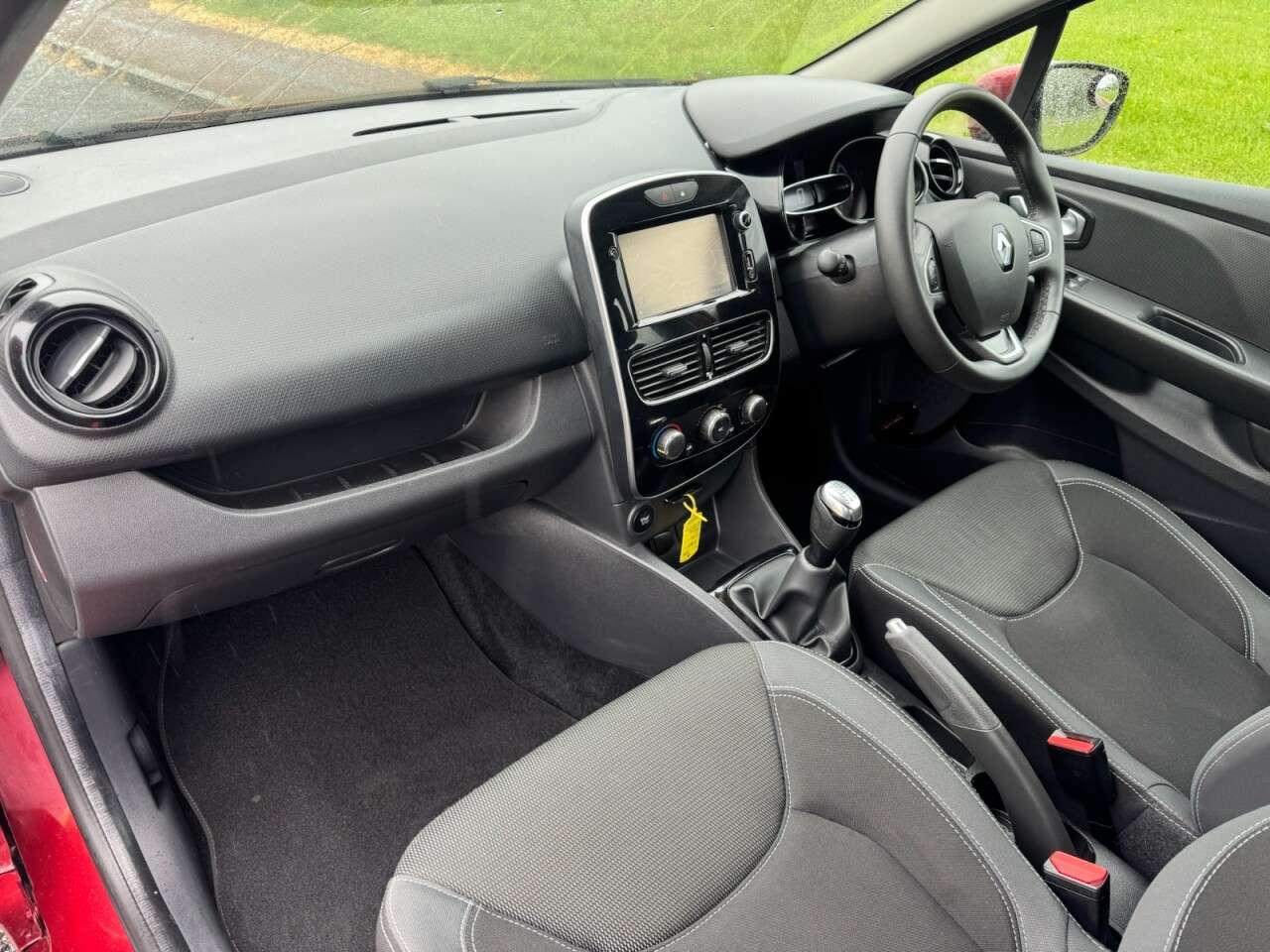 2018 RENAULT CLIO 2018 RENAULT CLIO