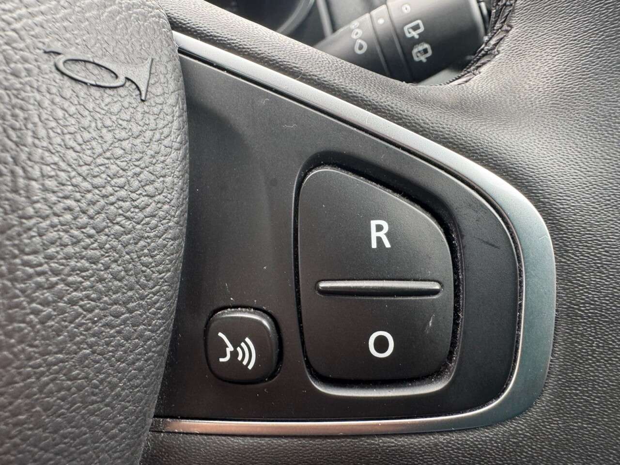 2018 RENAULT CLIO 2018 RENAULT CLIO