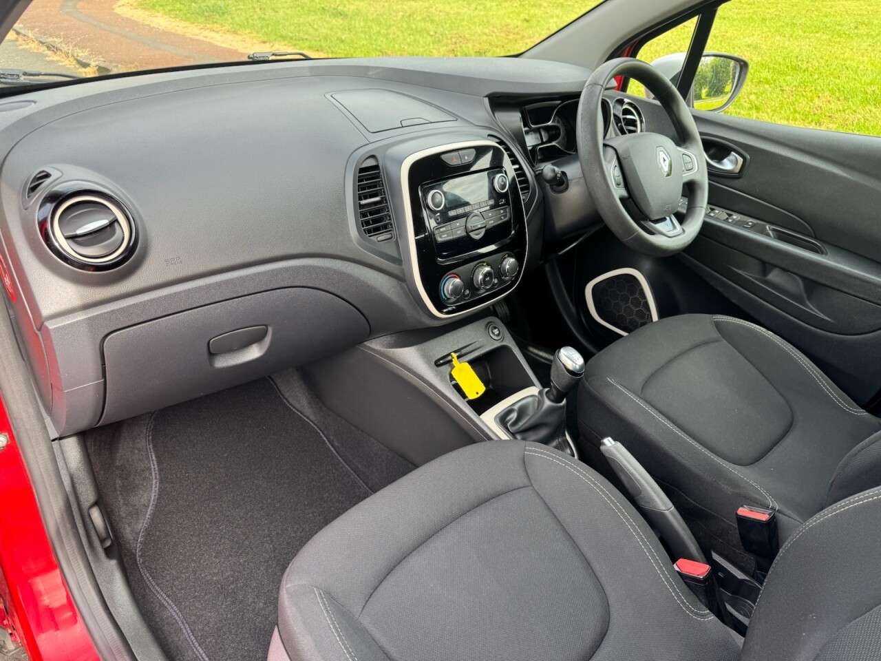 2019 RENAULT CAPTUR 2019 RENAULT CAPTUR