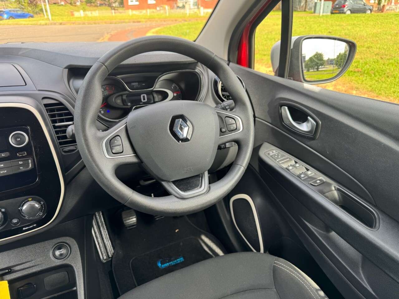2019 RENAULT CAPTUR 2019 RENAULT CAPTUR