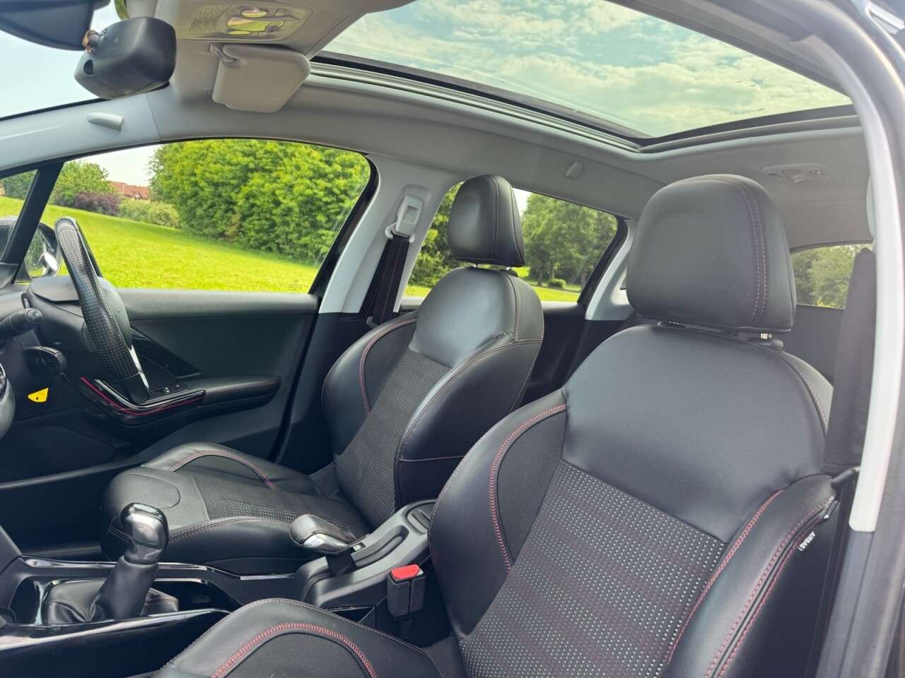 2016 PEUGEOT 2008 2016 PEUGEOT 2008