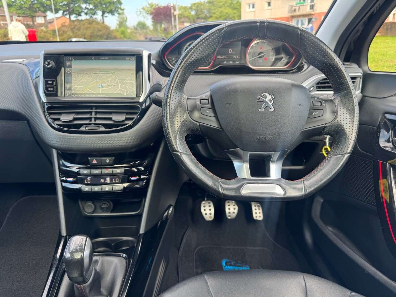 2016 PEUGEOT 2008 2016 PEUGEOT 2008
