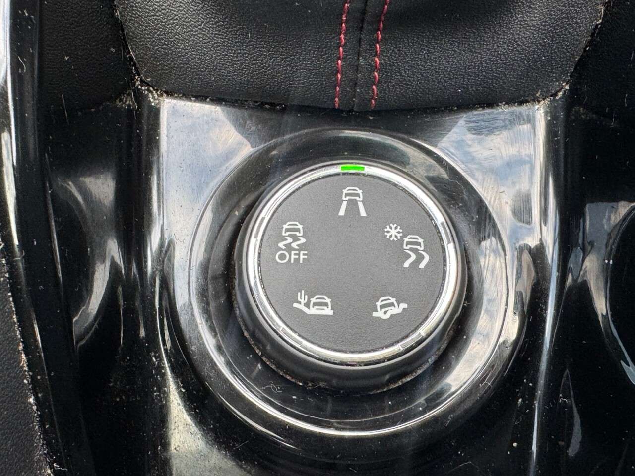 2016 PEUGEOT 2008 2016 PEUGEOT 2008