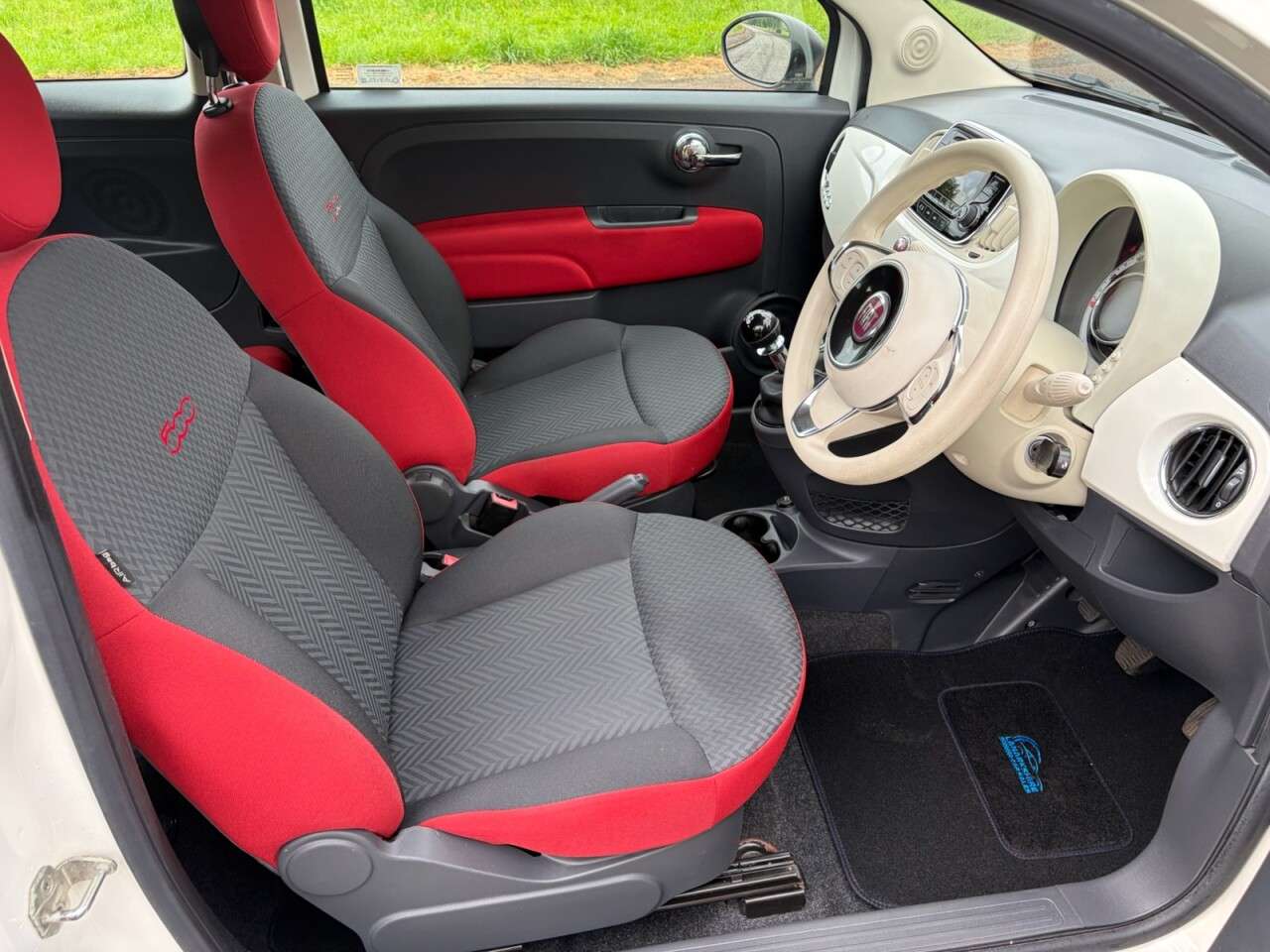 2015 FIAT 500 2015 FIAT 500