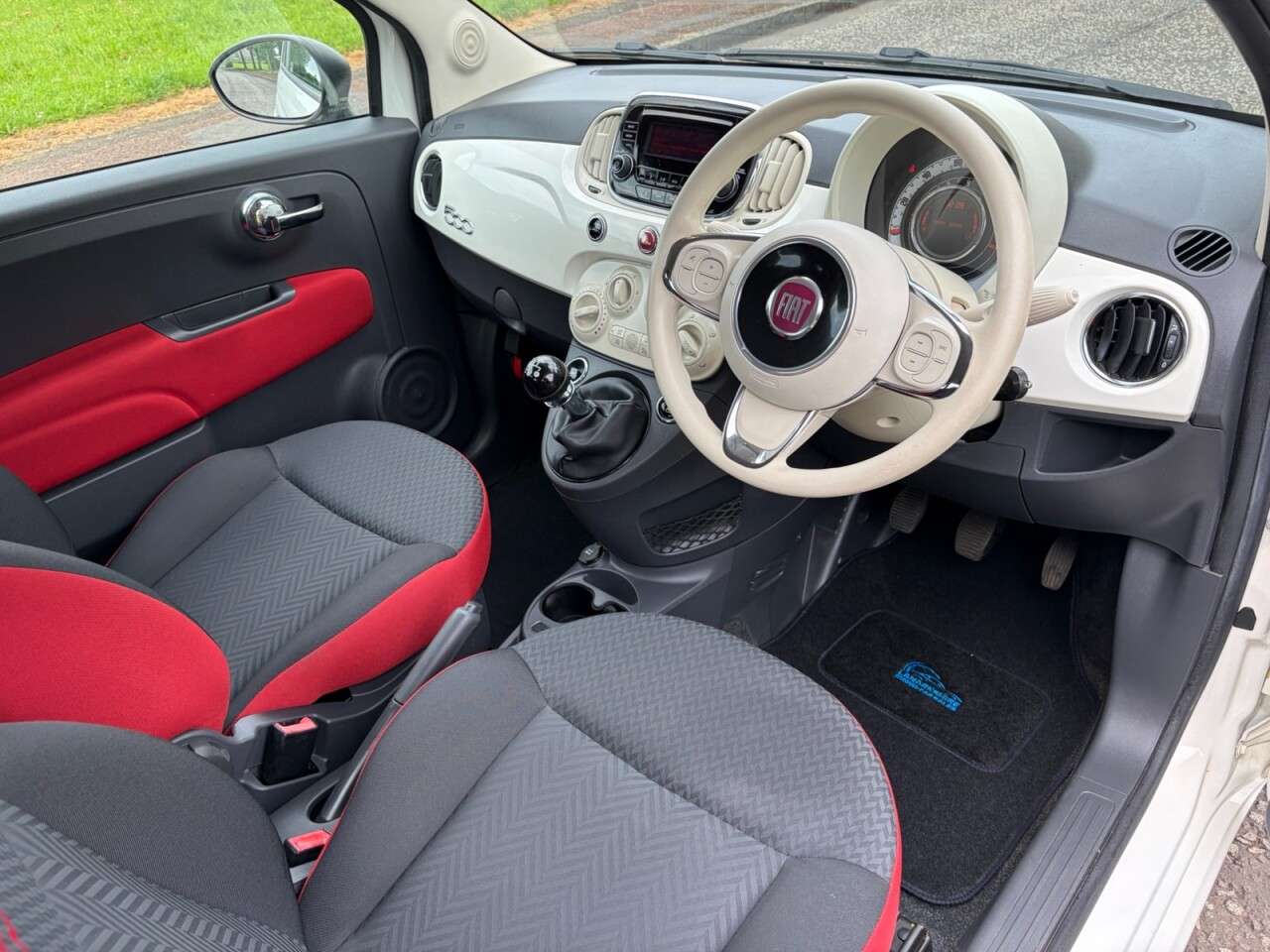 2015 FIAT 500 2015 FIAT 500