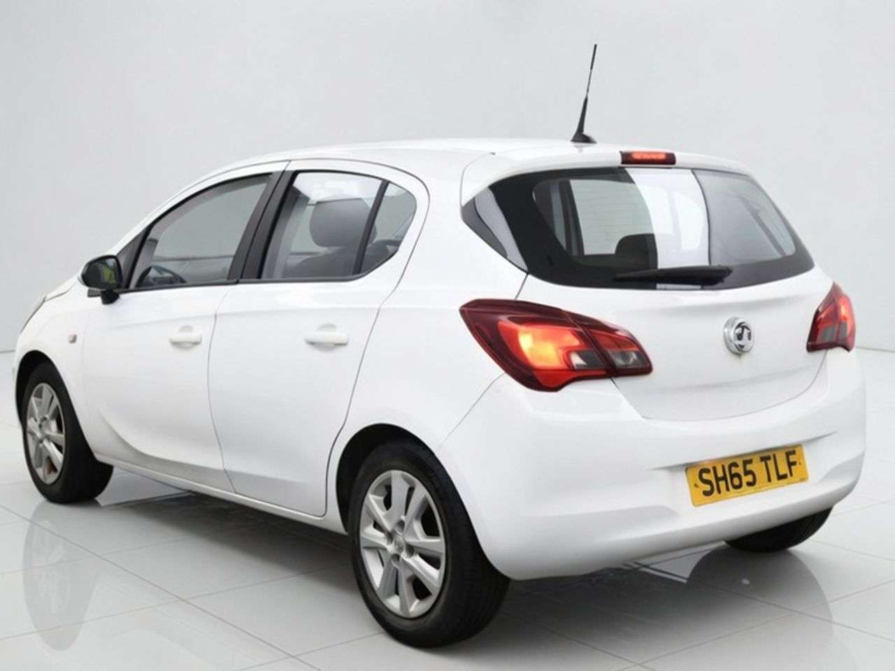 A 2015 VAUXHALL CORSA 1.4i ecoTEC Design Hatchback 5dr Petrol Manual Euro 6 (90 ps) Part Exchange A 2015 VAUXHALL CORSA 1.4i ecoTEC Design Hatchback 5dr Petrol Manual Euro 6 (90 ps) Part Exchange