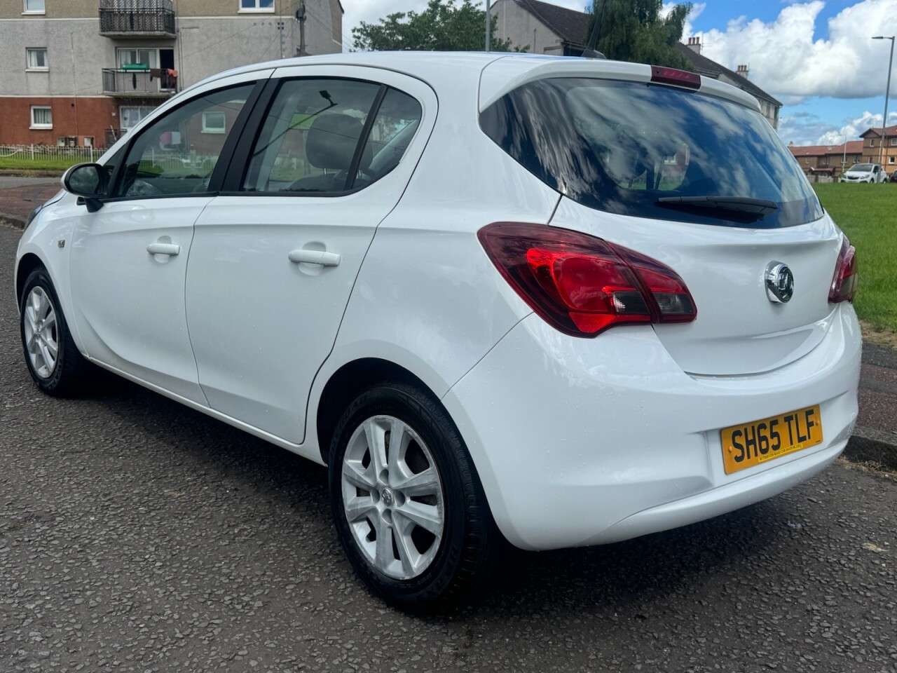 A 2015 VAUXHALL CORSA 1.4i ecoTEC Design Hatchback 5dr Petrol Manual Euro 6 (90 ps) Part Exchange A 2015 VAUXHALL CORSA 1.4i ecoTEC Design Hatchback 5dr Petrol Manual Euro 6 (90 ps) Part Exchange