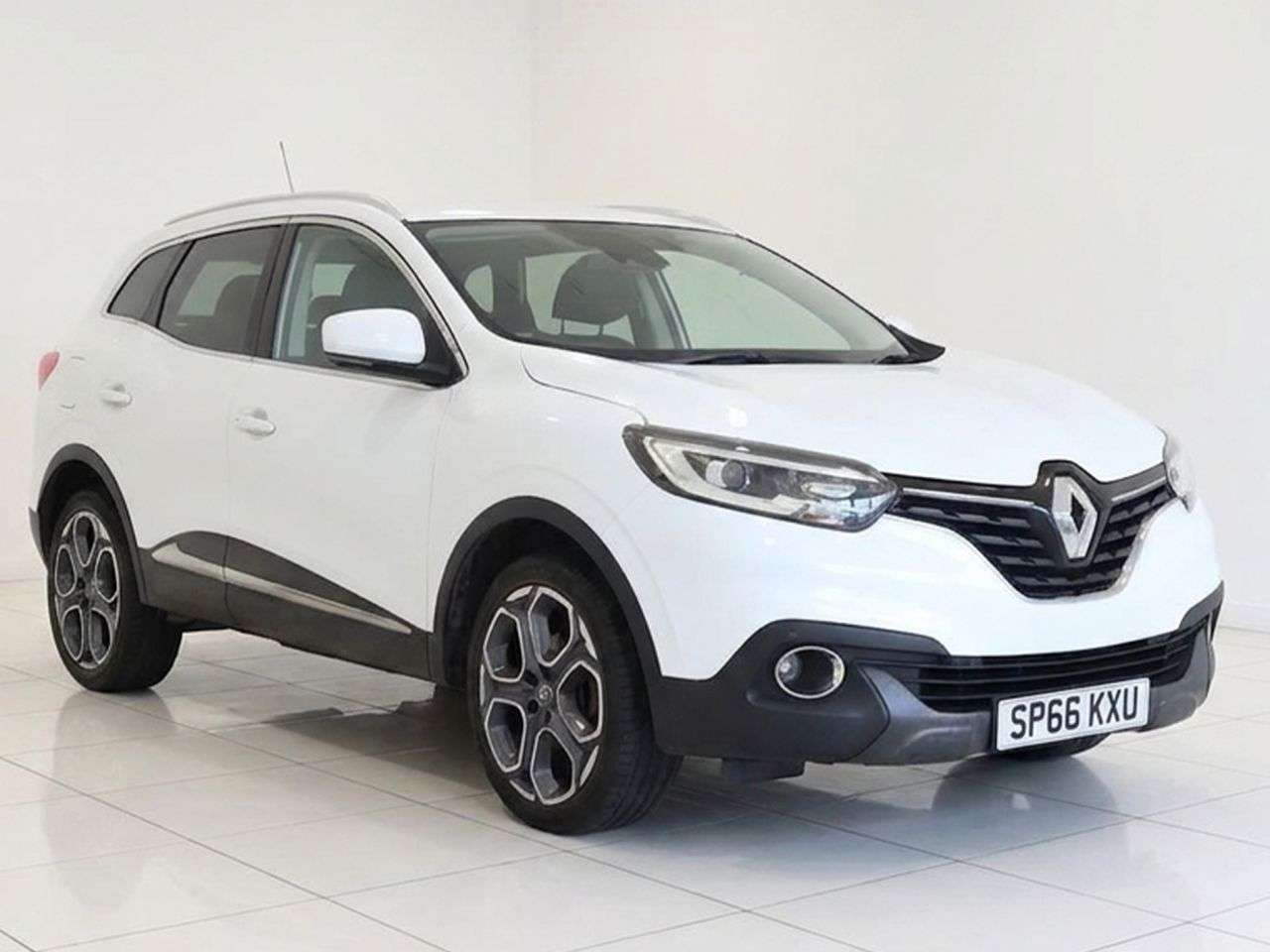 A 2016 RENAULT KADJAR 1.5 dCi Dynamique S Nav SUV 5dr Diesel Manual Euro 6 (s/s) (110 ps) Part Ex A 2016 RENAULT KADJAR 1.5 dCi Dynamique S Nav SUV 5dr Diesel Manual Euro 6 (s/s) (110 ps) Part Ex
