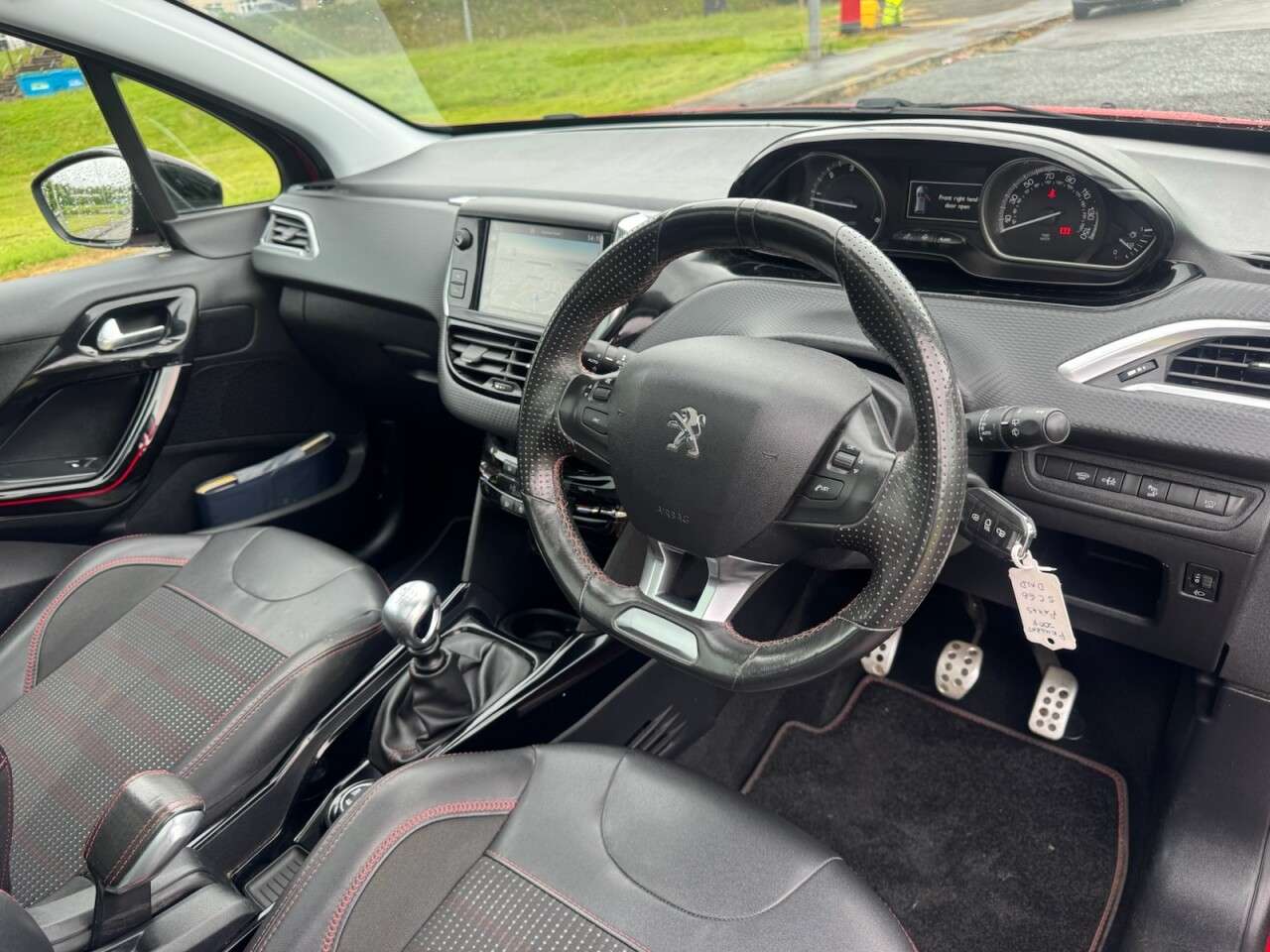 2016 PEUGEOT 2008 2016 PEUGEOT 2008