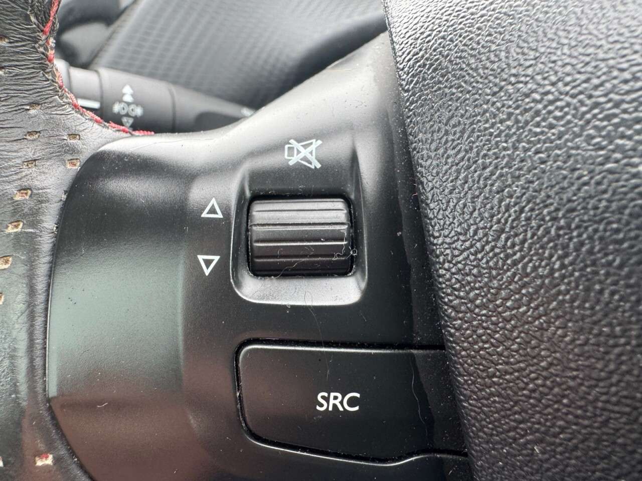 2016 PEUGEOT 2008 2016 PEUGEOT 2008