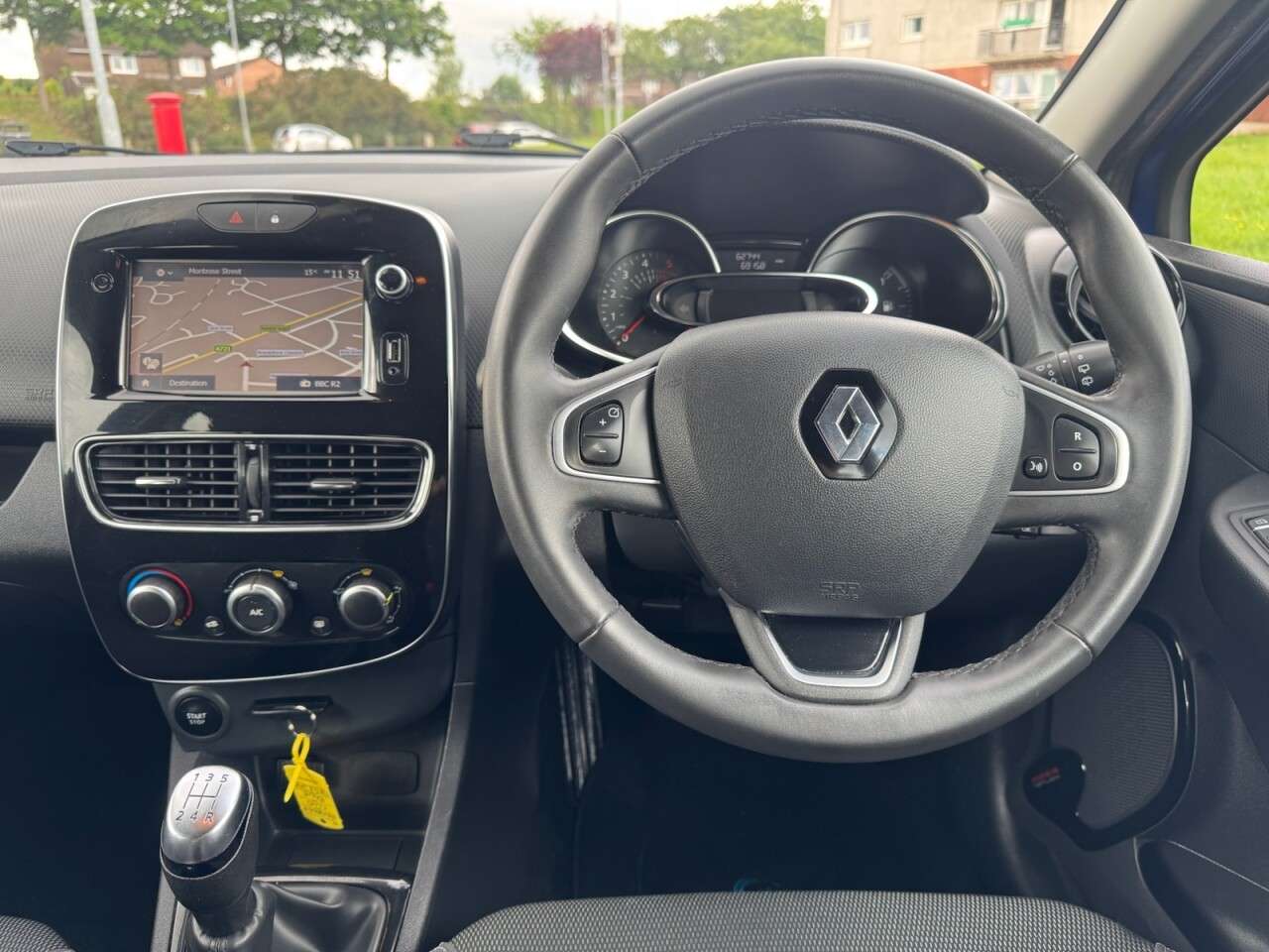 2017 RENAULT CLIO 2017 RENAULT CLIO