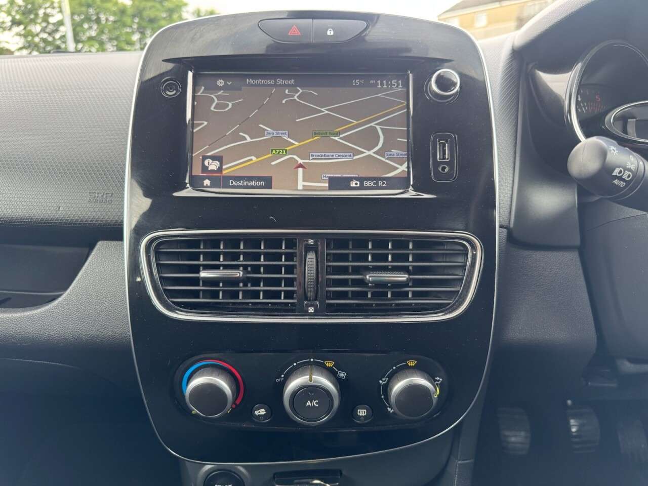 2017 RENAULT CLIO 2017 RENAULT CLIO
