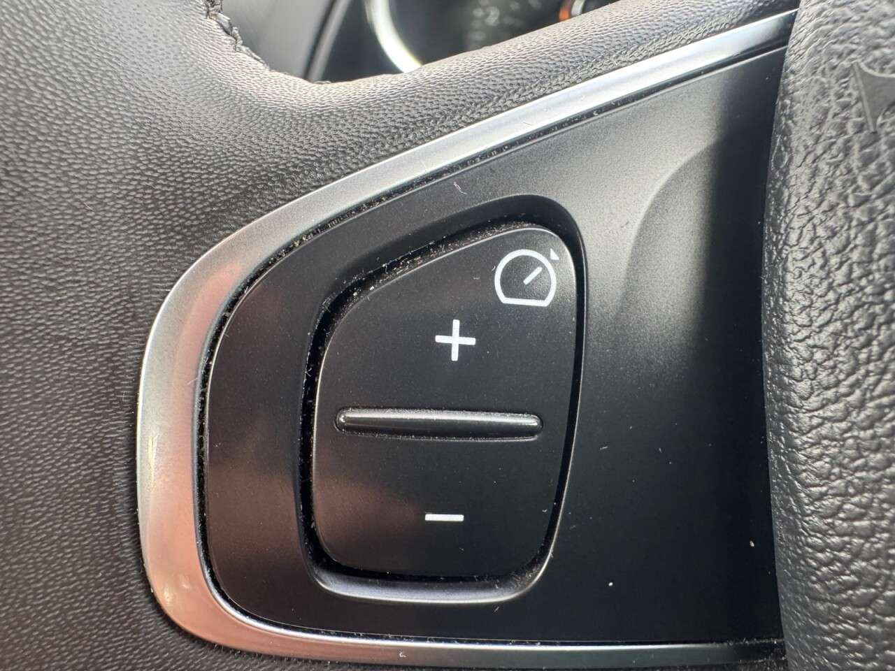 2017 RENAULT CLIO 2017 RENAULT CLIO
