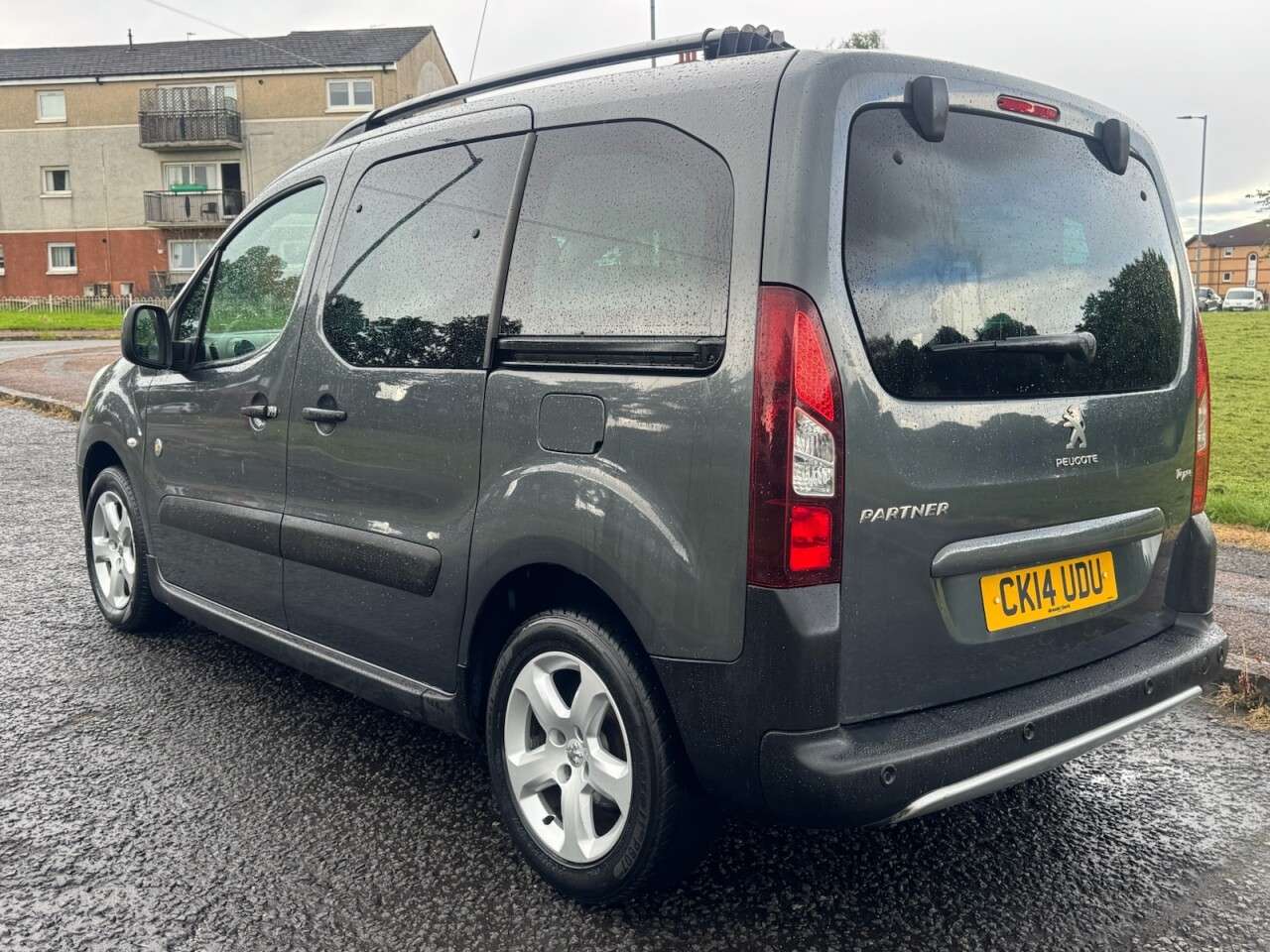 A 2014 PEUGEOT PARTNER TEPEE 1.6 HDi Tepee Outdoor MPV 5dr Diesel Manual (135 g/km, 92 bhp) Part Exchang A 2014 PEUGEOT PARTNER TEPEE 1.6 HDi Tepee Outdoor MPV 5dr Diesel Manual (135 g/km, 92 bhp) Part Exchang
