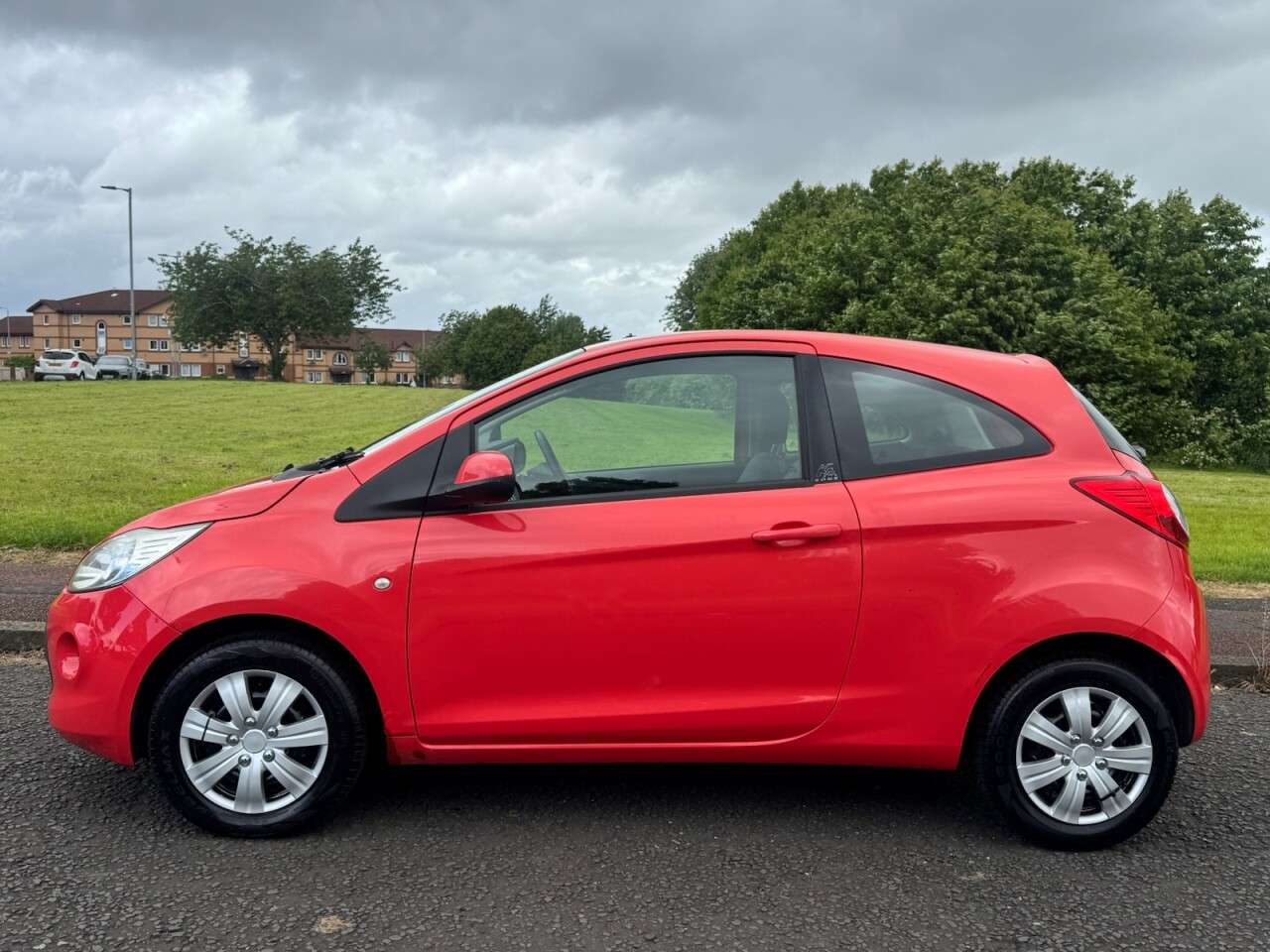 A 2012 FORD KA 1.2 Edge Hatchback 3dr Petrol Manual Euro 5 (s/s) (69 ps) Ideal First Drive A 2012 FORD KA 1.2 Edge Hatchback 3dr Petrol Manual Euro 5 (s/s) (69 ps) Ideal First Drive