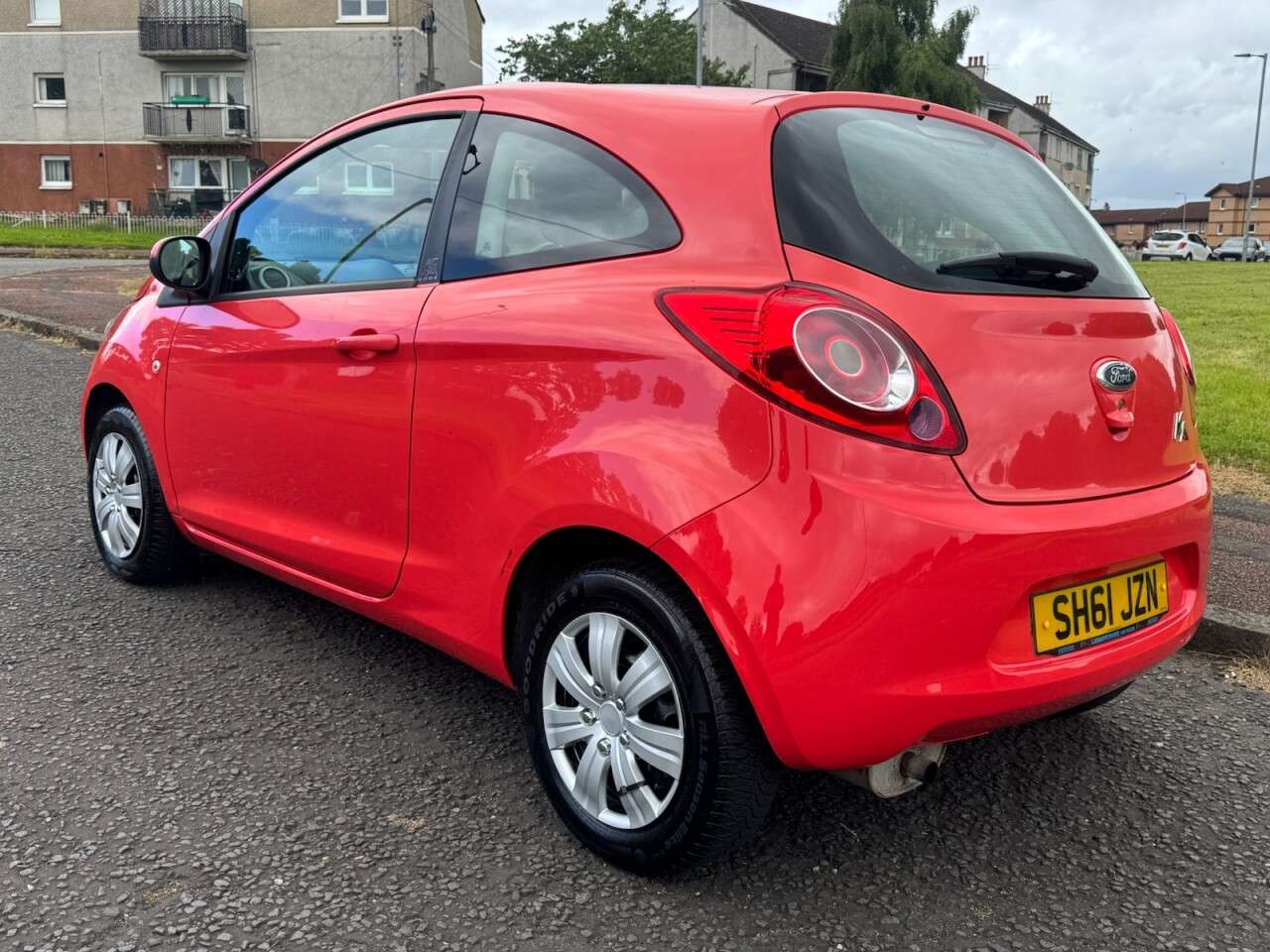 A 2012 FORD KA 1.2 Edge Hatchback 3dr Petrol Manual Euro 5 (s/s) (69 ps) Ideal First Drive A 2012 FORD KA 1.2 Edge Hatchback 3dr Petrol Manual Euro 5 (s/s) (69 ps) Ideal First Drive