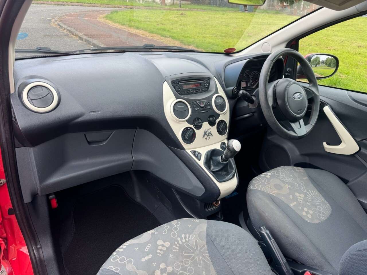 2012 FORD KA 2012 FORD KA