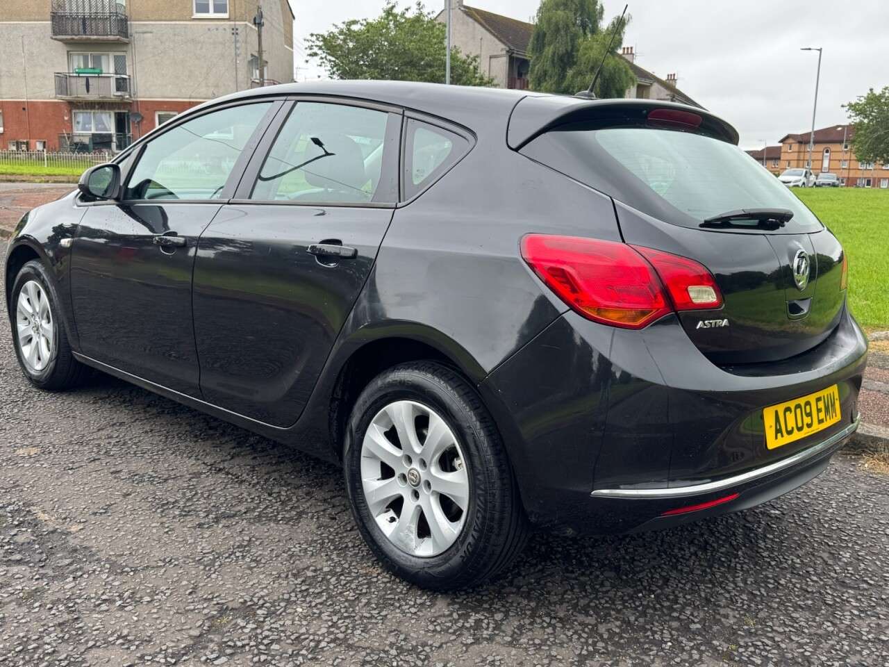 A 2015 VAUXHALL ASTRA 1.4i Design Hatchback 5dr Petrol Manual Euro 6 (100 ps) Part Ex Welcome A 2015 VAUXHALL ASTRA 1.4i Design Hatchback 5dr Petrol Manual Euro 6 (100 ps) Part Ex Welcome