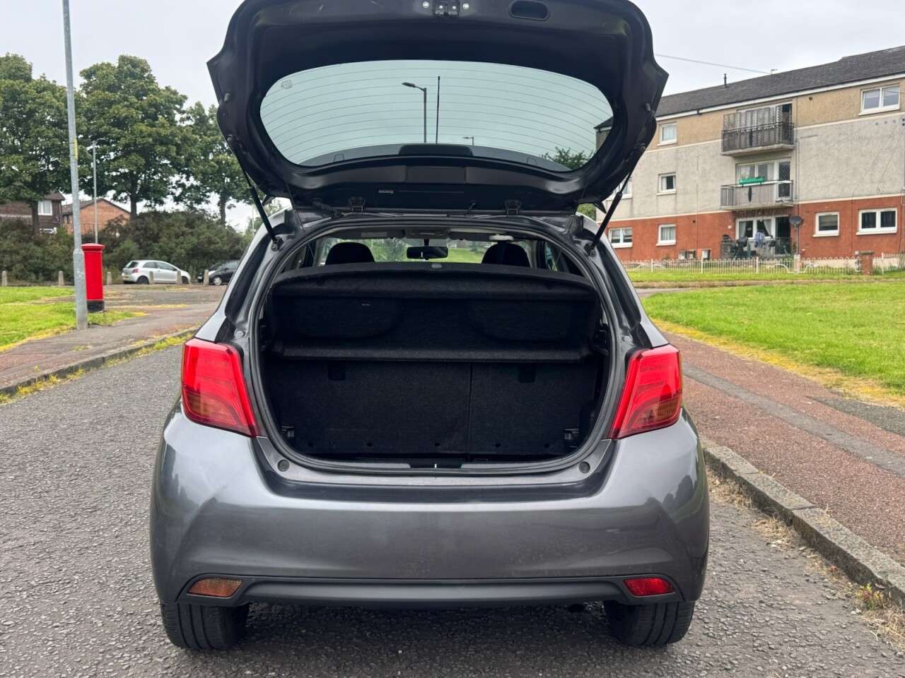 2015 TOYOTA YARIS 2015 TOYOTA YARIS