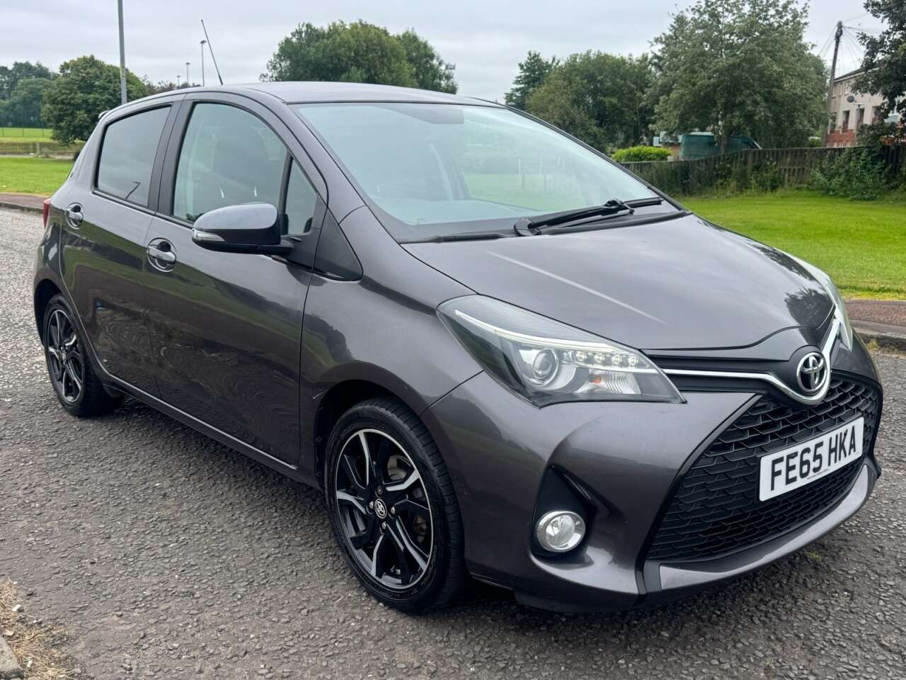 2015 TOYOTA YARIS 2015 TOYOTA YARIS