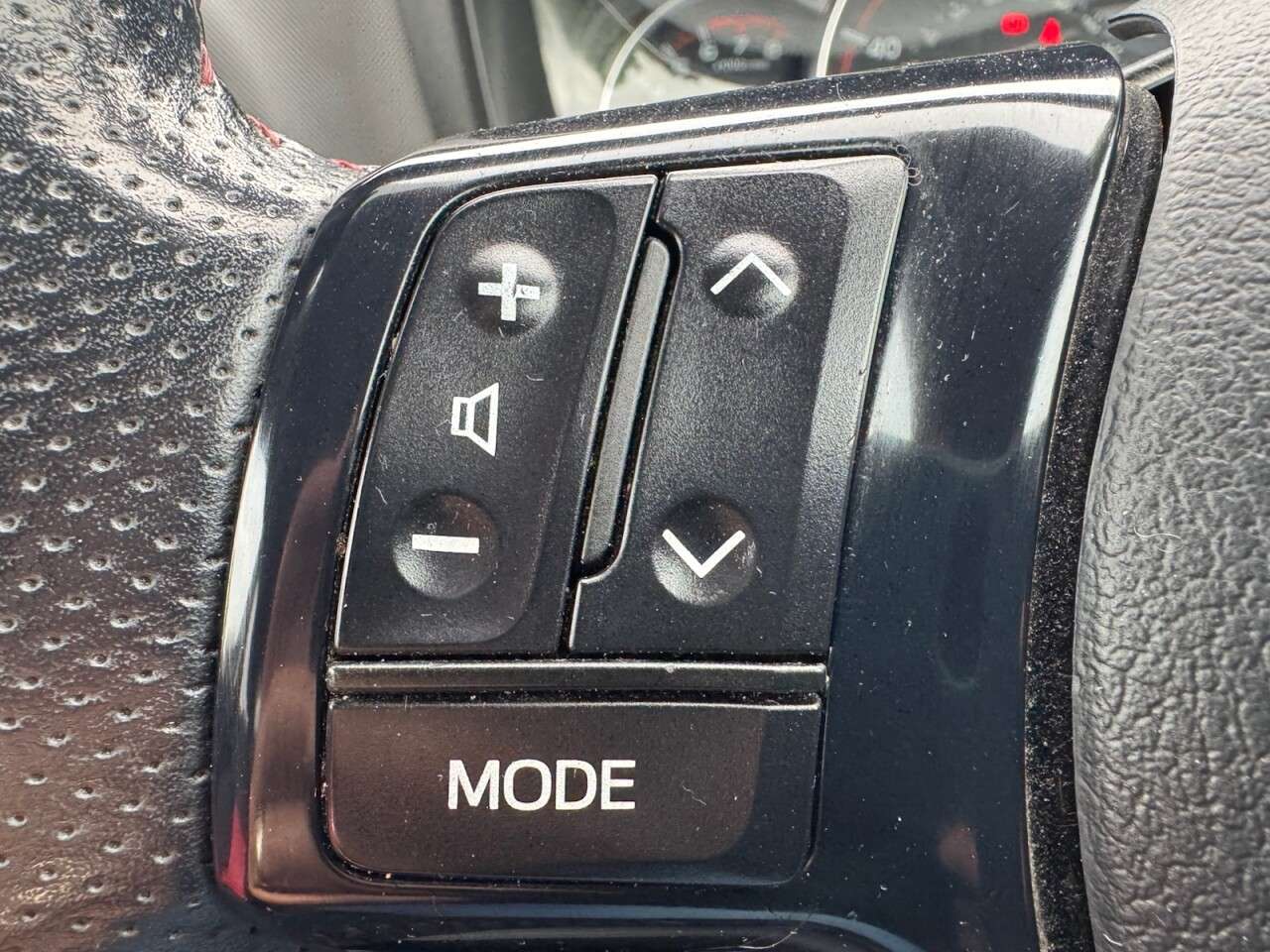 2015 TOYOTA YARIS 2015 TOYOTA YARIS