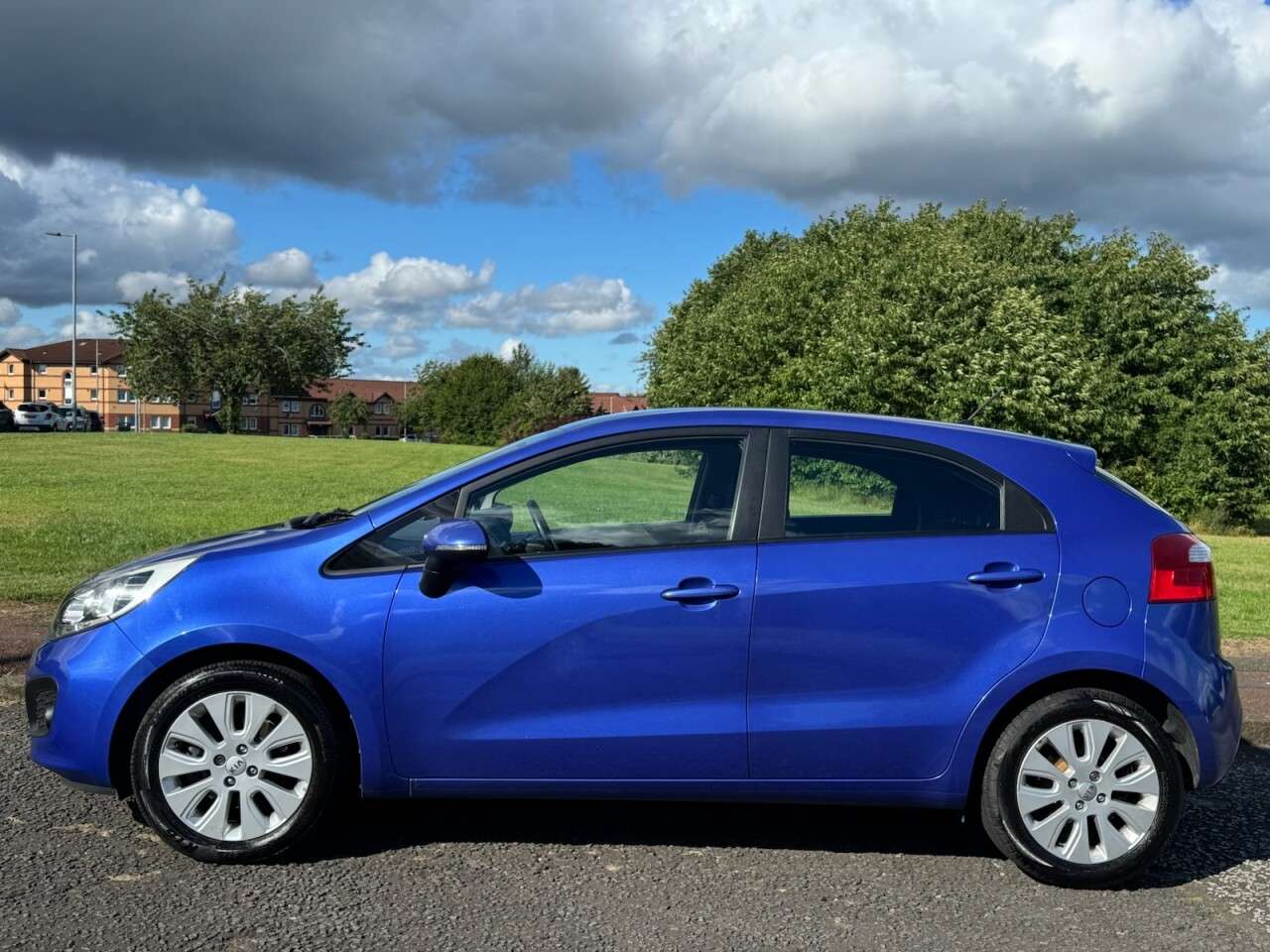 A 2013 KIA RIO 1.4 2 Hatchback 5dr Petrol Manual Euro 5 (107 bhp) Part Exchange Welcome A 2013 KIA RIO 1.4 2 Hatchback 5dr Petrol Manual Euro 5 (107 bhp) Part Exchange Welcome