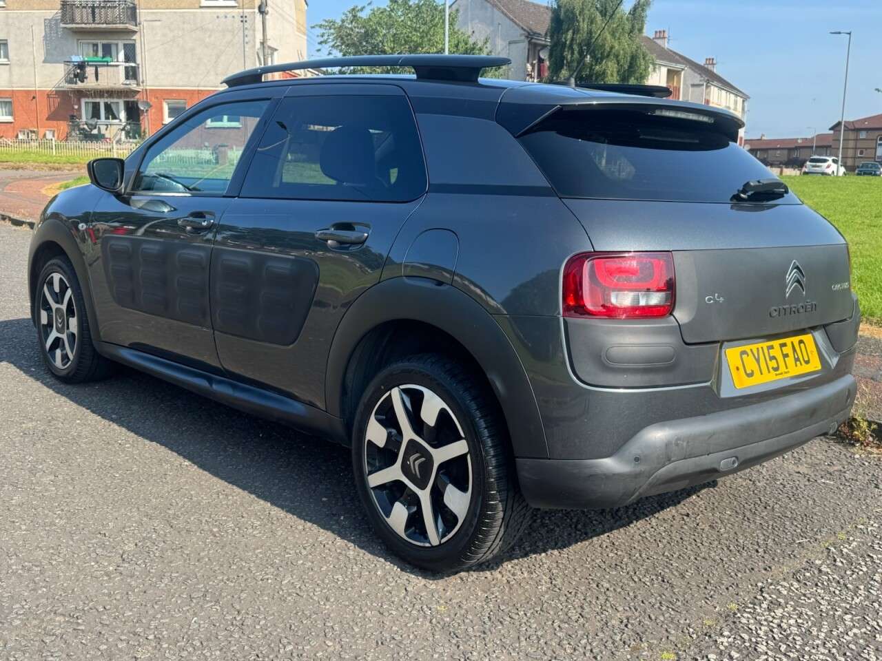 A 2015 CITROEN C4 CACTUS 1.6 BlueHDi Flair Hatchback 5dr Diesel Manual Euro 6 (s/s) (100 ps) A 2015 CITROEN C4 CACTUS 1.6 BlueHDi Flair Hatchback 5dr Diesel Manual Euro 6 (s/s) (100 ps)