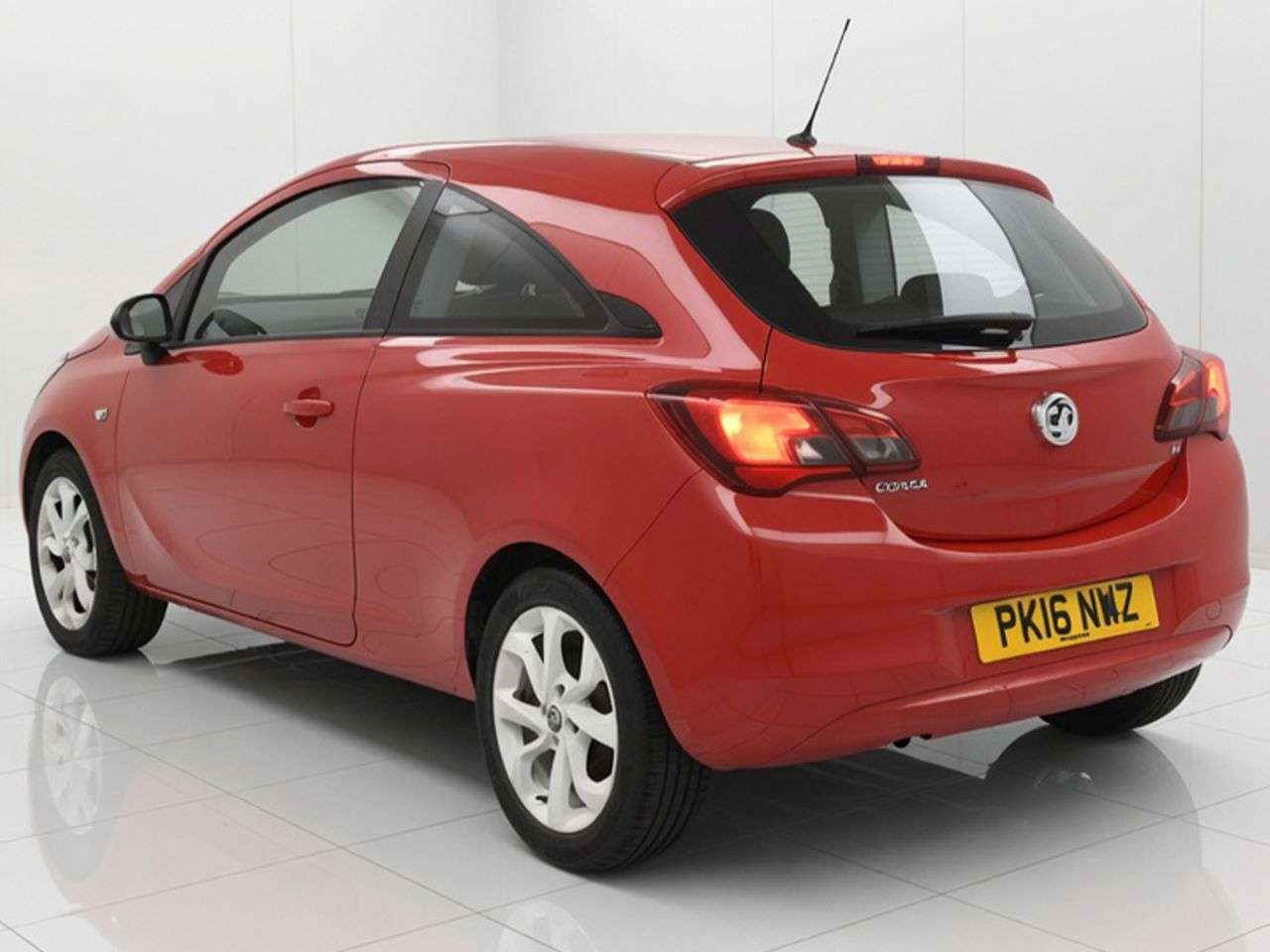 A 2016 VAUXHALL CORSA 1.4i ecoFLEX Sting Hatchback 3dr Petrol Manual Euro 6 (75 ps) Part Exchange A 2016 VAUXHALL CORSA 1.4i ecoFLEX Sting Hatchback 3dr Petrol Manual Euro 6 (75 ps) Part Exchange