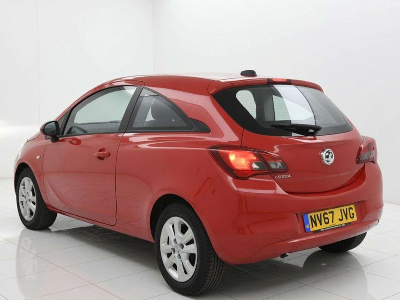 A 2018 VAUXHALL CORSA 1.4i ecoTEC Design Hatchback 3dr Petrol Manual Euro 6 (75 ps) Part Exchange A 2018 VAUXHALL CORSA 1.4i ecoTEC Design Hatchback 3dr Petrol Manual Euro 6 (75 ps) Part Exchange