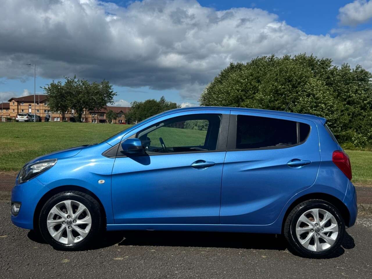 A 2016 VAUXHALL VIVA 1.0i SL Hatchback 5dr Petrol Manual Euro 6 (75 ps) Part Exchange Welcome A 2016 VAUXHALL VIVA 1.0i SL Hatchback 5dr Petrol Manual Euro 6 (75 ps) Part Exchange Welcome