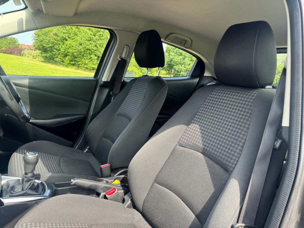 2018 MAZDA MAZDA2 2018 MAZDA MAZDA2