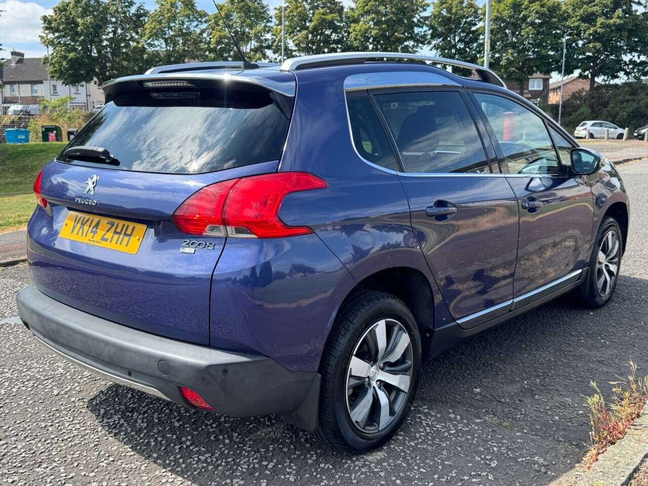 2014 PEUGEOT 2008 2014 PEUGEOT 2008