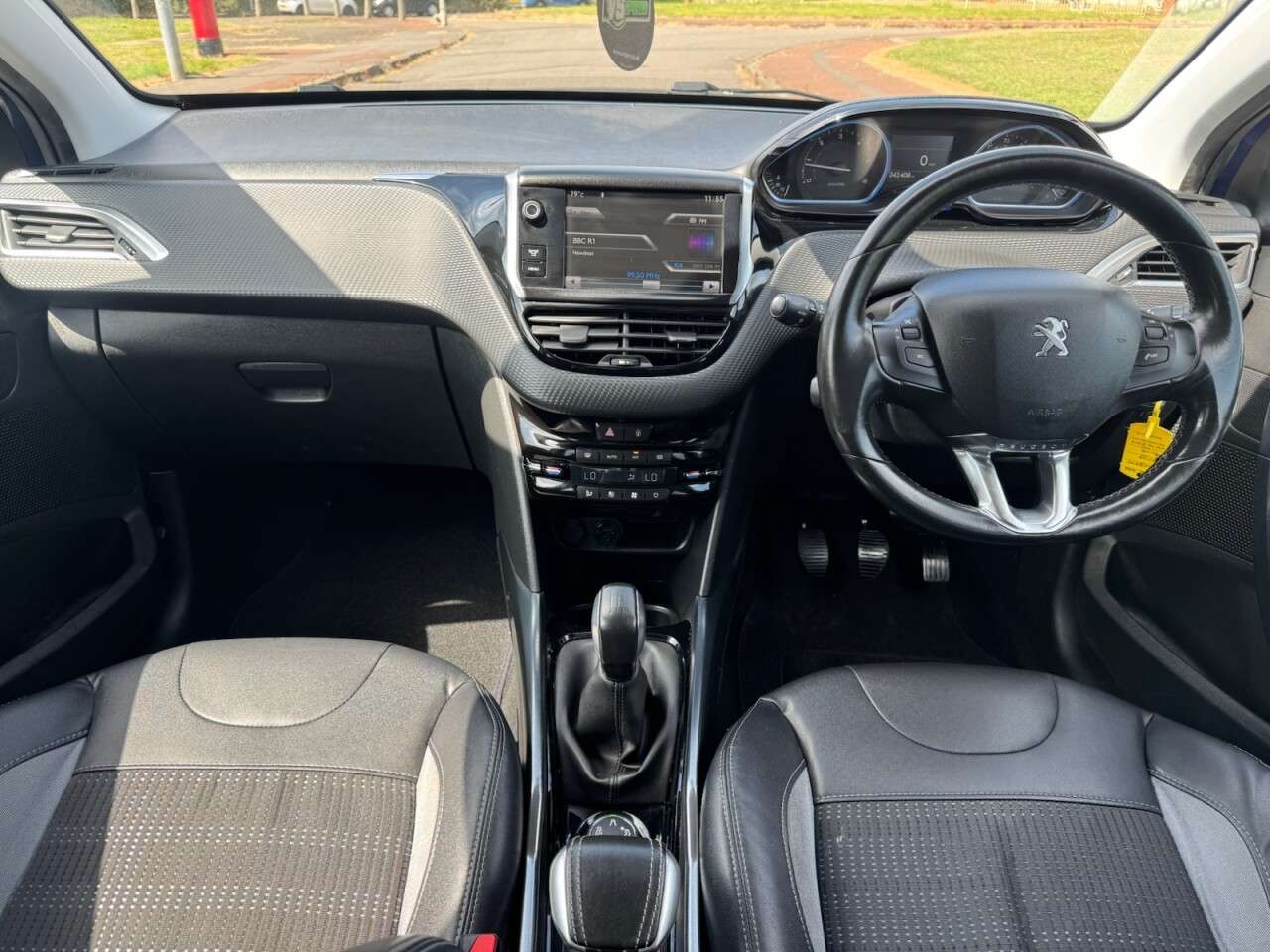 2014 PEUGEOT 2008 2014 PEUGEOT 2008