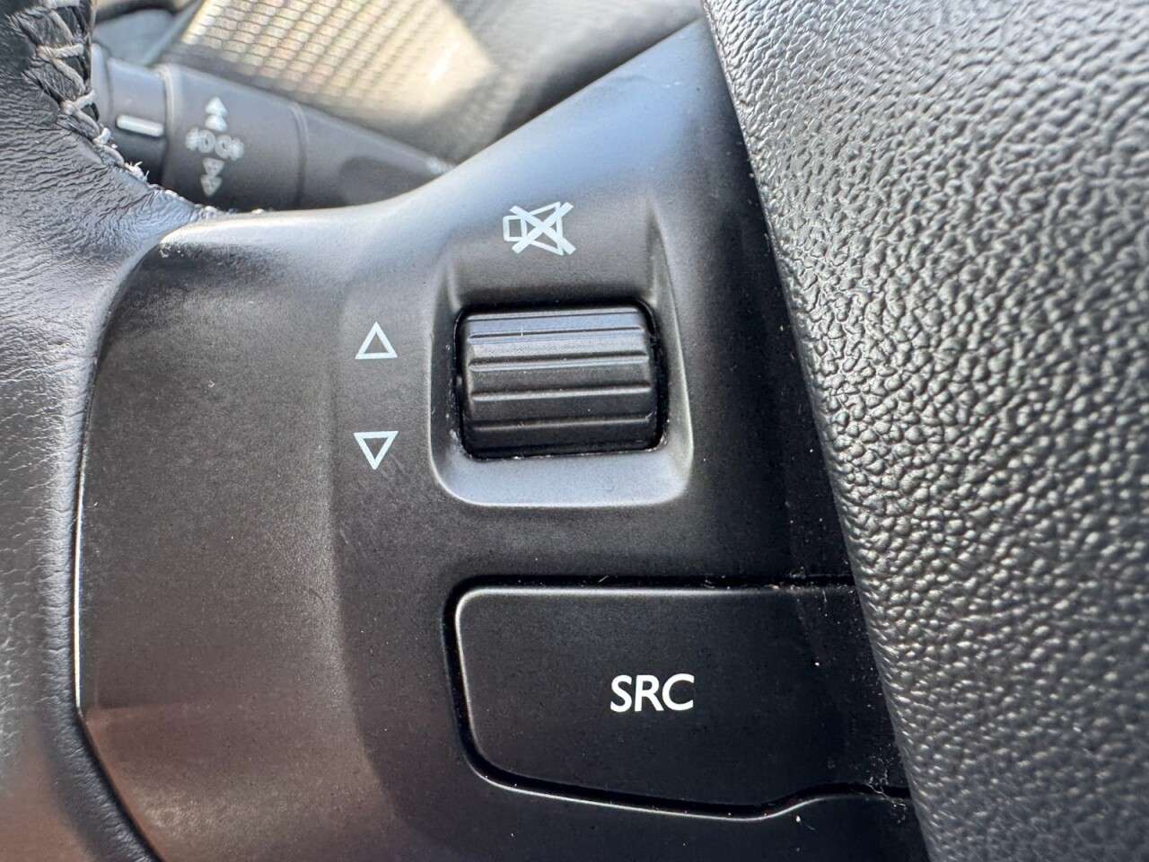2014 PEUGEOT 2008 2014 PEUGEOT 2008