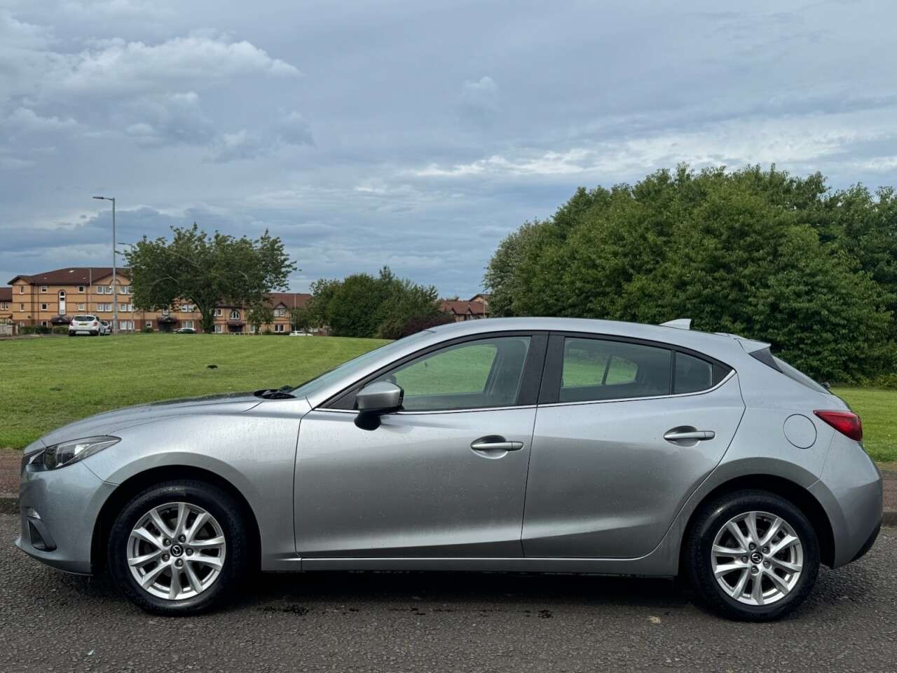 A 2016 MAZDA MAZDA3 1.5 SKYACTIV-G SE Hatchback 5dr Petrol Manual Euro 5 (s/s) (100 ps) Part Ex A 2016 MAZDA MAZDA3 1.5 SKYACTIV-G SE Hatchback 5dr Petrol Manual Euro 5 (s/s) (100 ps) Part Ex