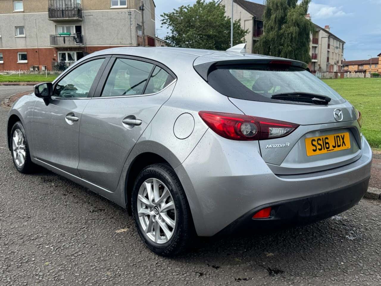 A 2016 MAZDA MAZDA3 1.5 SKYACTIV-G SE Hatchback 5dr Petrol Manual Euro 5 (s/s) (100 ps) Part Ex A 2016 MAZDA MAZDA3 1.5 SKYACTIV-G SE Hatchback 5dr Petrol Manual Euro 5 (s/s) (100 ps) Part Ex