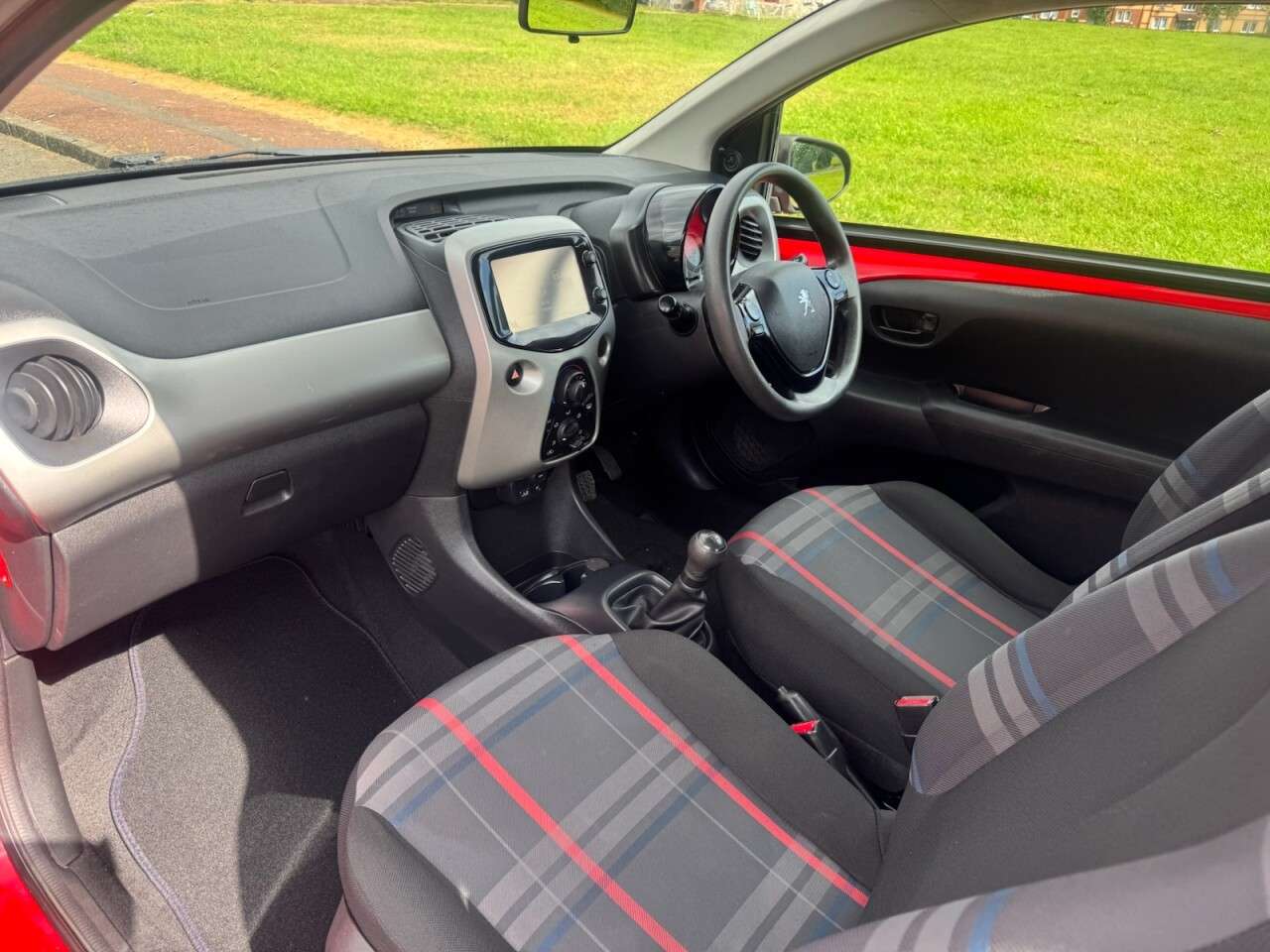 2016 PEUGEOT 108 2016 PEUGEOT 108