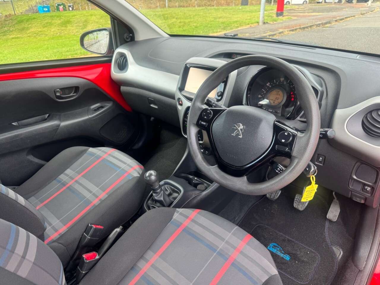 2016 PEUGEOT 108 2016 PEUGEOT 108