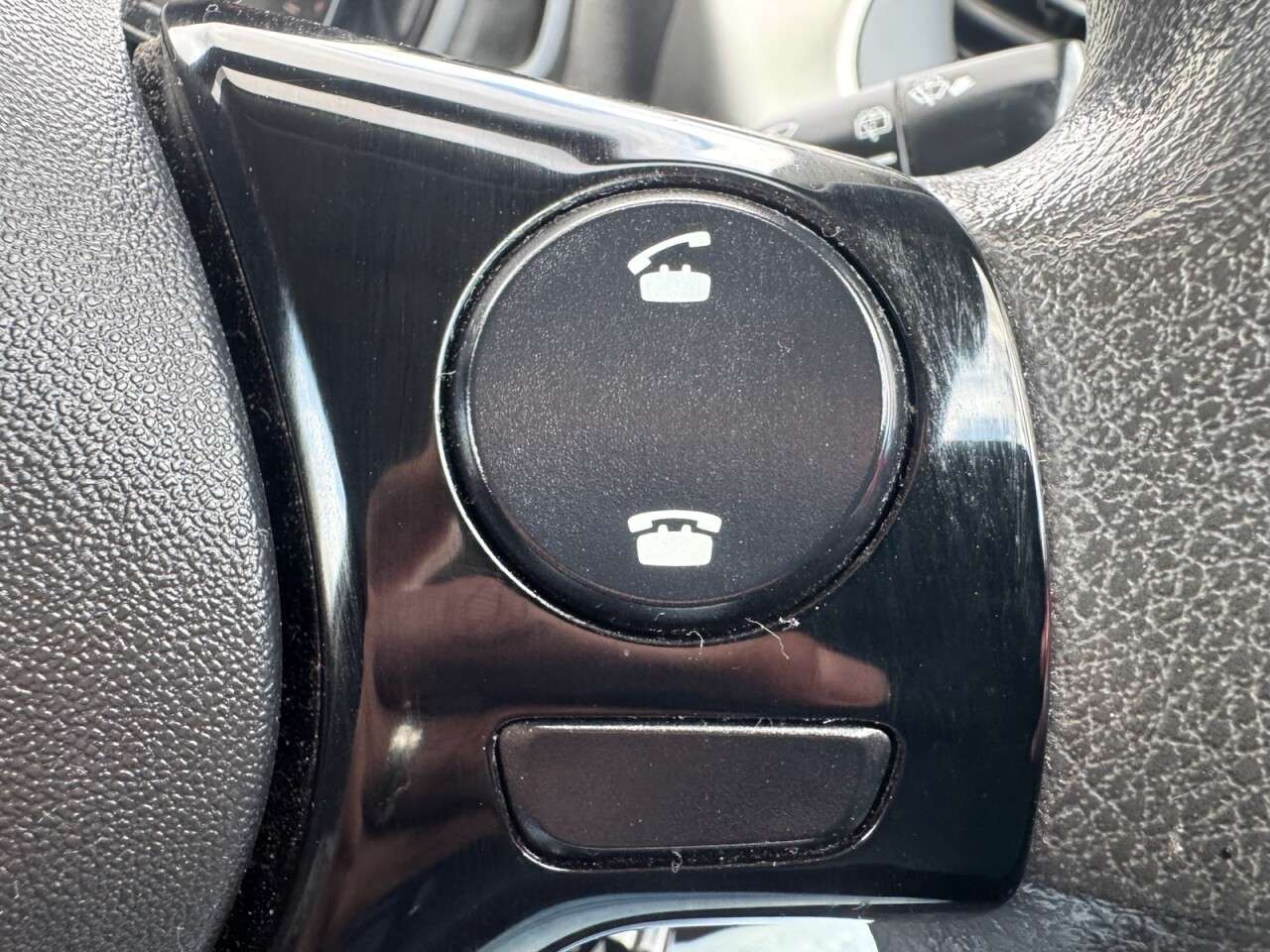 2016 PEUGEOT 108 2016 PEUGEOT 108