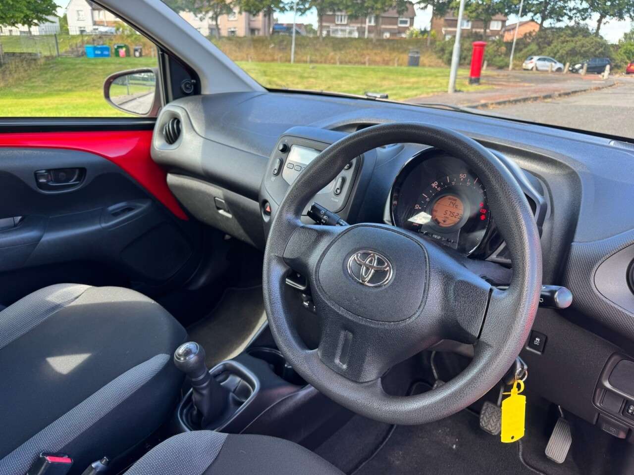 2016 TOYOTA AYGO 2016 TOYOTA AYGO