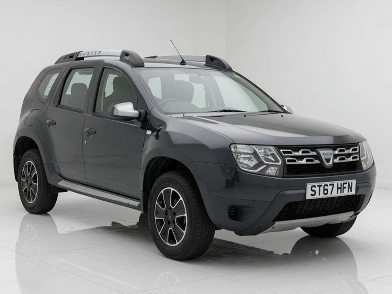 A 2017 DACIA DUSTER 1.5 dCi Prestige SUV 5dr Diesel Manual Euro 6 (s/s) (110 ps) Part Ex Welcom A 2017 DACIA DUSTER 1.5 dCi Prestige SUV 5dr Diesel Manual Euro 6 (s/s) (110 ps) Part Ex Welcom